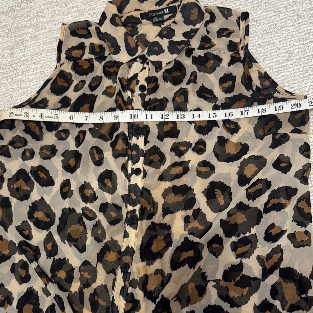 🐈 Forever 21 Leopard Animal Print Sleeveless Top - L - Picture 9 of 10